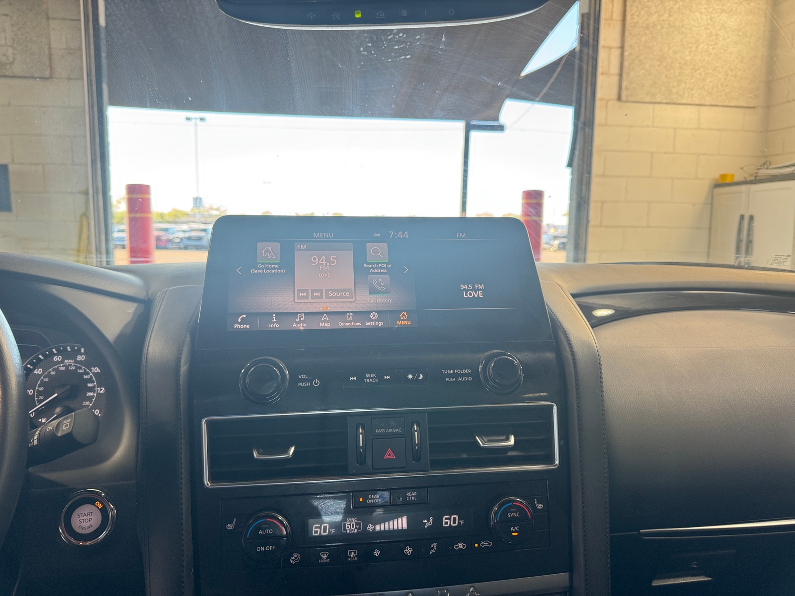 Thumbnail: 2022 Nissan Armada - 3