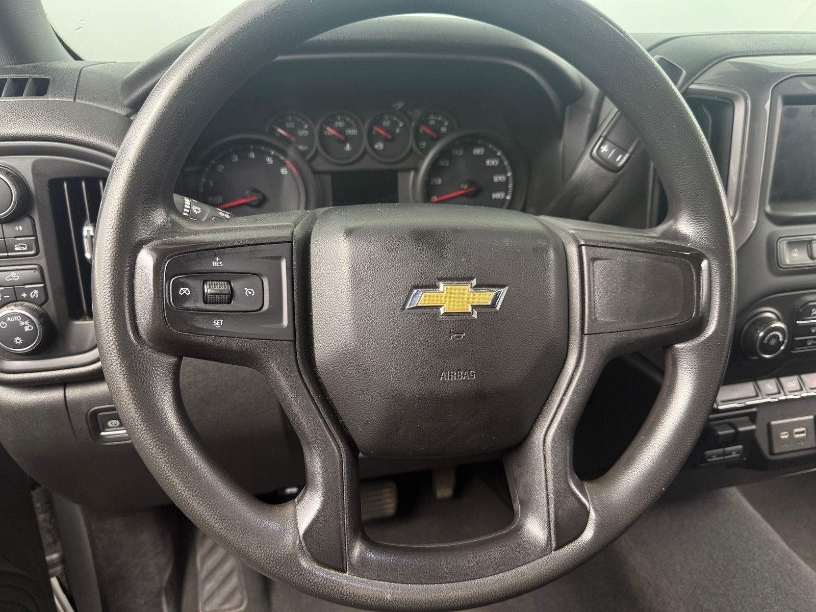 Thumbnail: 2021 Chevrolet Silverado 1500 - 5