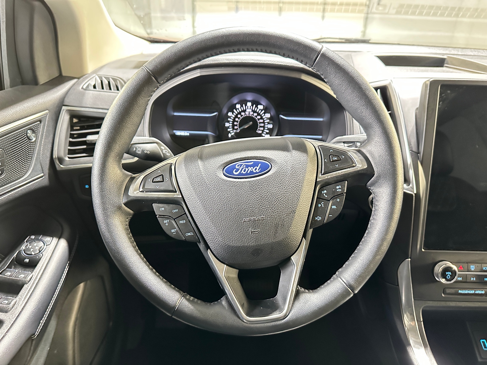 Thumbnail: 2024 Ford Edge - 4