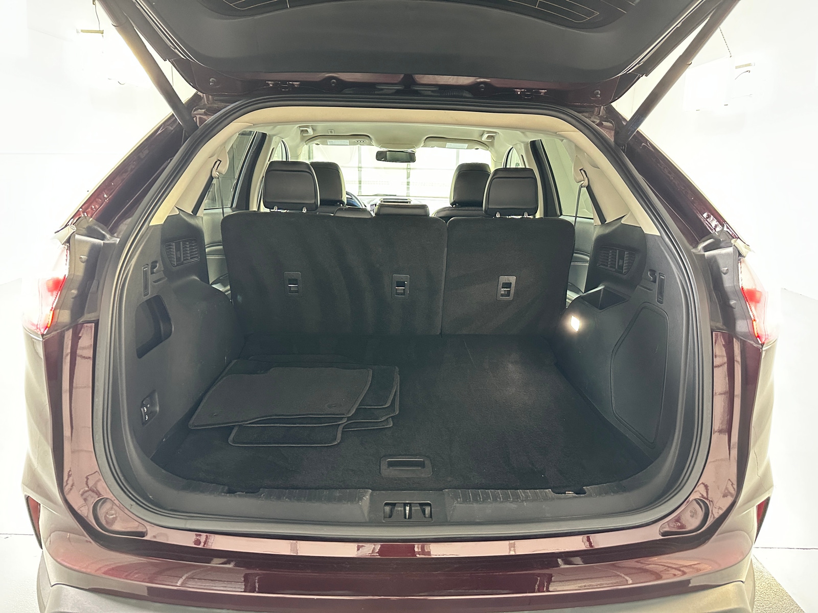 Thumbnail: 2024 Ford Edge - 6