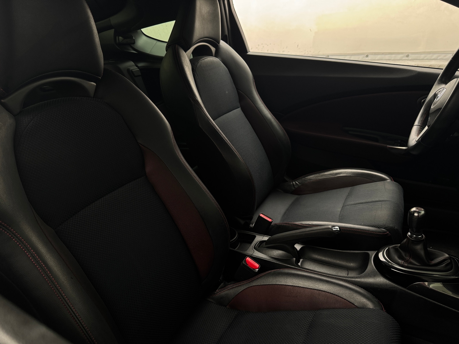 Thumbnail: 2015 Honda CR-Z - 2