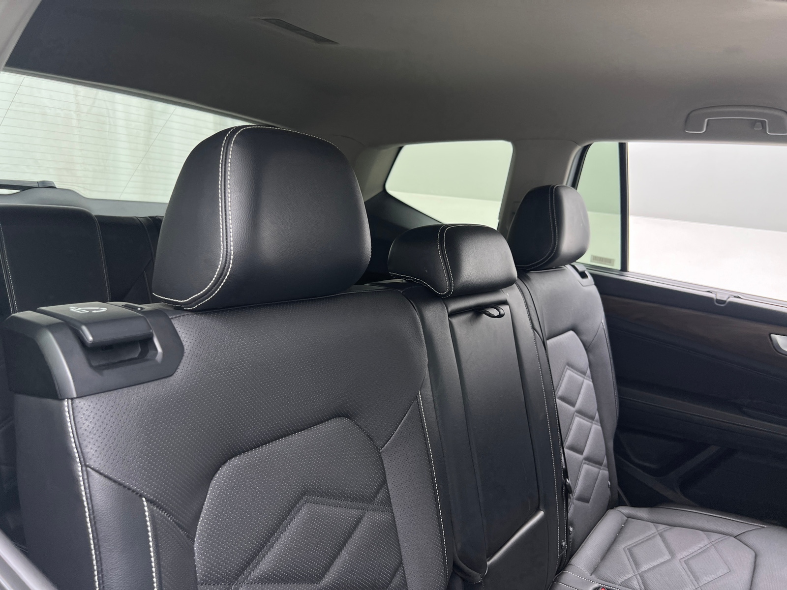 Thumbnail: 2024 Volkswagen Atlas - 5