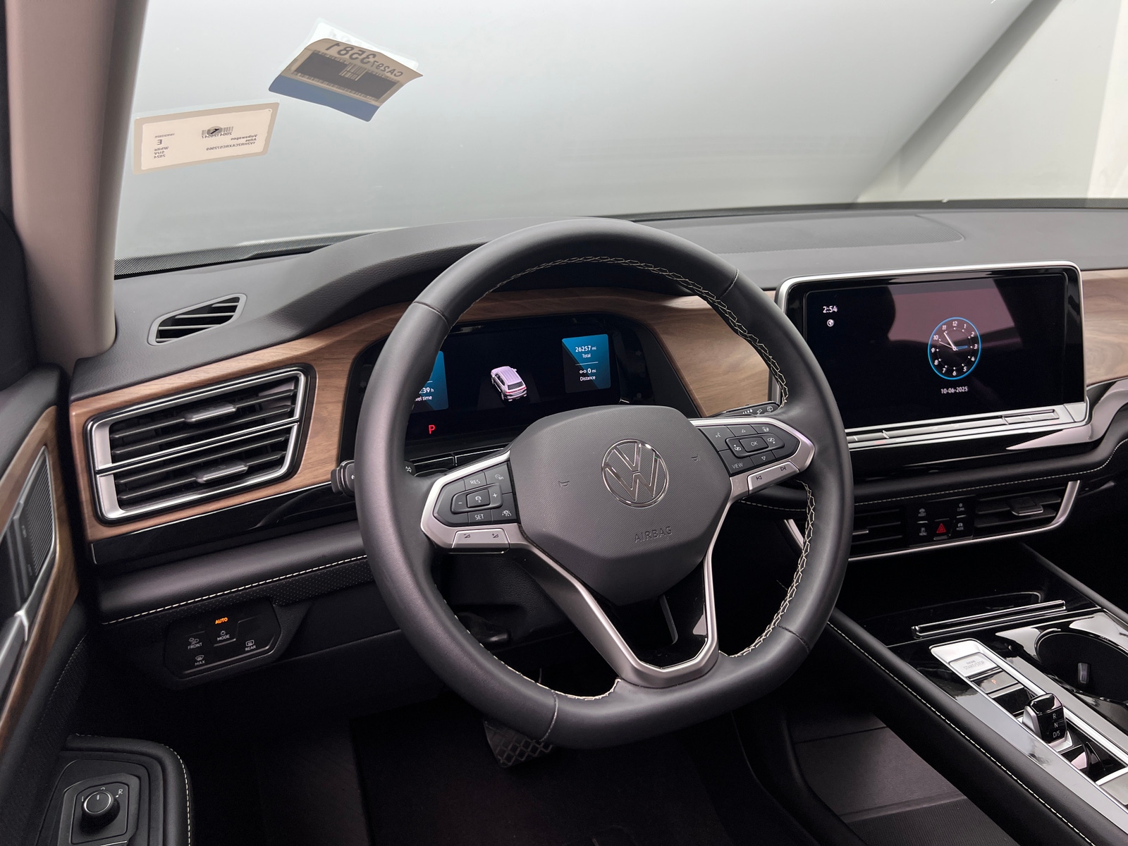 Thumbnail: 2024 Volkswagen Atlas - 4