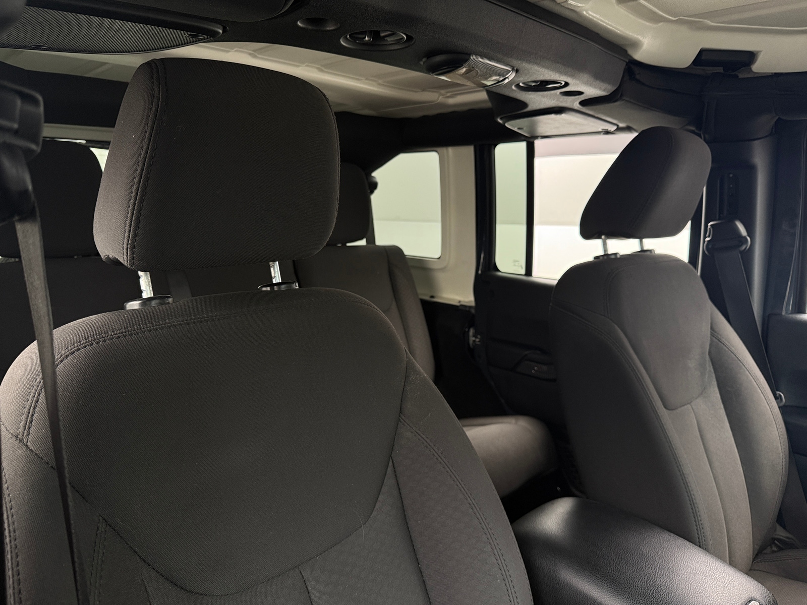 Thumbnail: 2017 Jeep Wrangler - 2