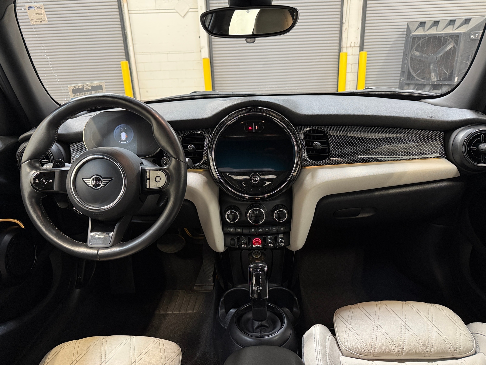 Thumbnail: 2022 MINI Cooper Hardtop - 2