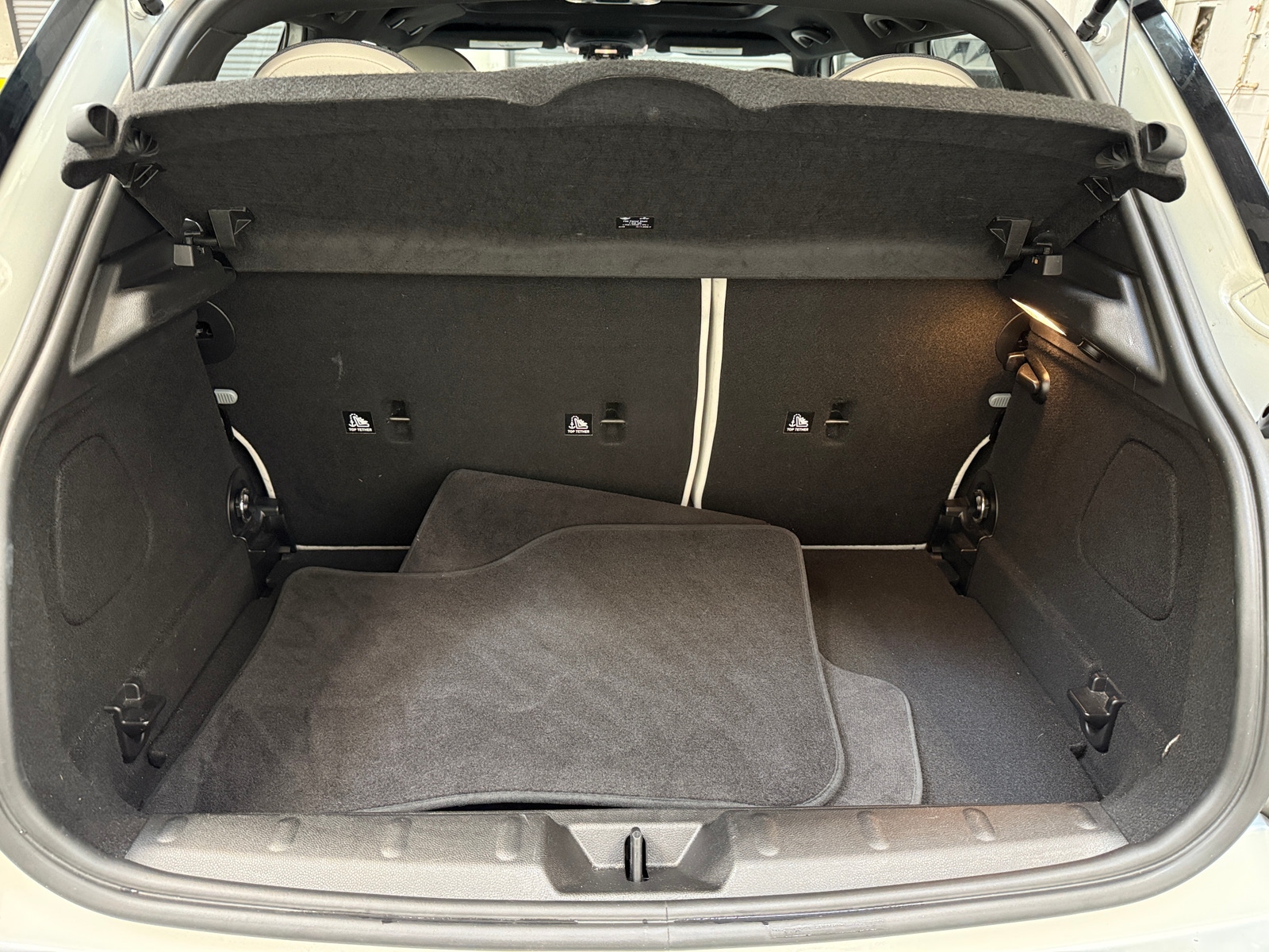 Thumbnail: 2022 MINI Cooper Hardtop - 6