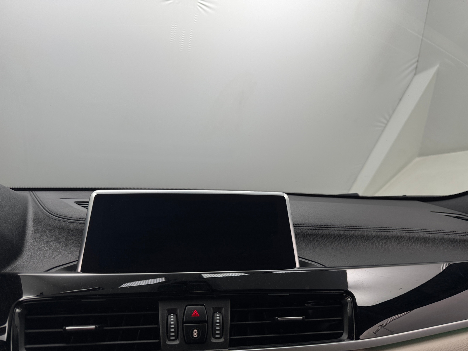 Thumbnail: 2021 BMW X2 - 3
