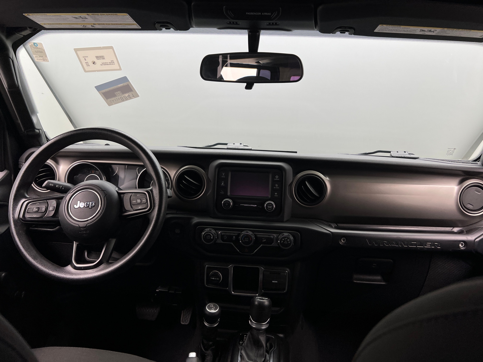 Thumbnail: 2019 Jeep Wrangler - 3