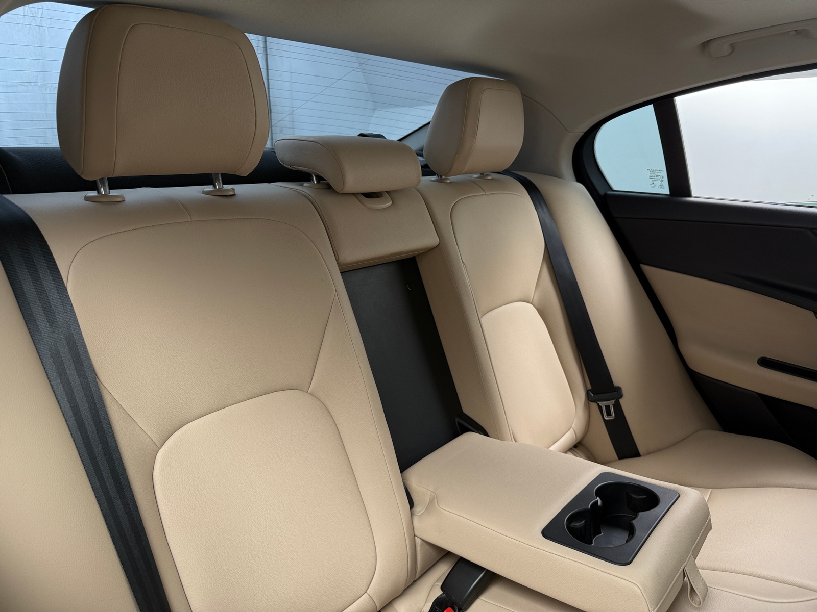 Thumbnail: 2018 Jaguar XE - 5