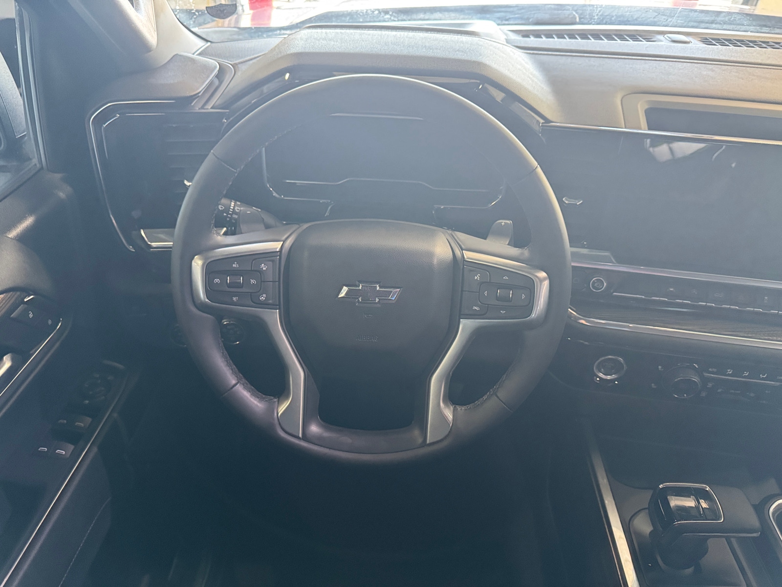 Thumbnail: 2023 Chevrolet Silverado 1500 - 5