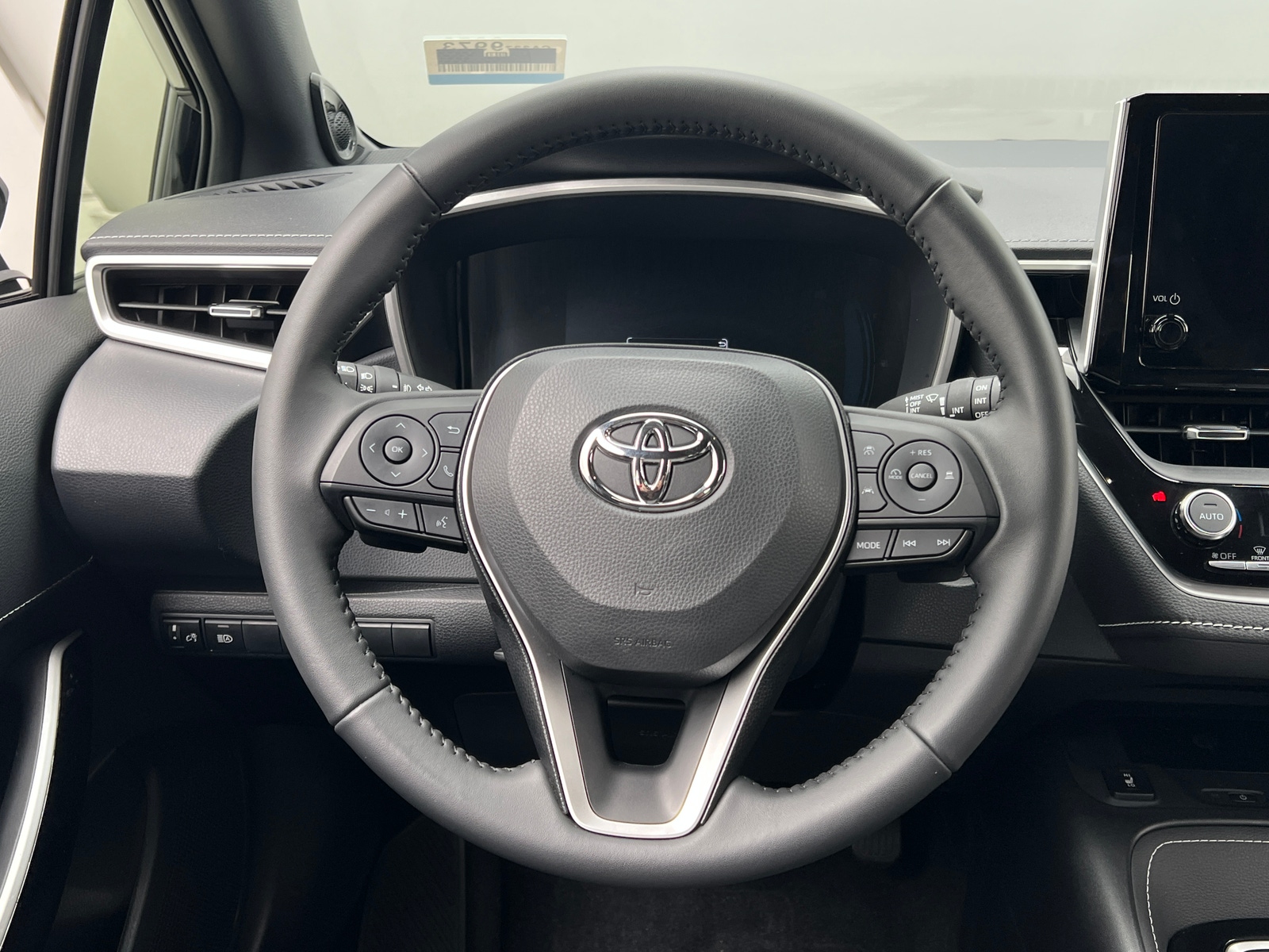 Thumbnail: 2025 Toyota Corolla - 5