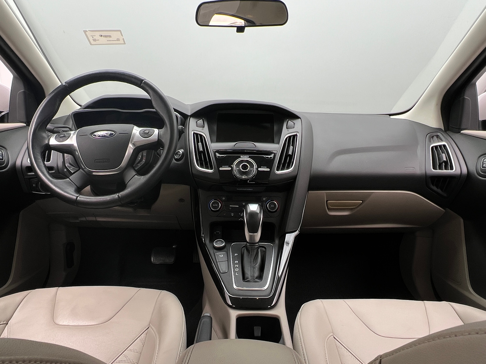 Thumbnail: 2017 Ford Focus - 2