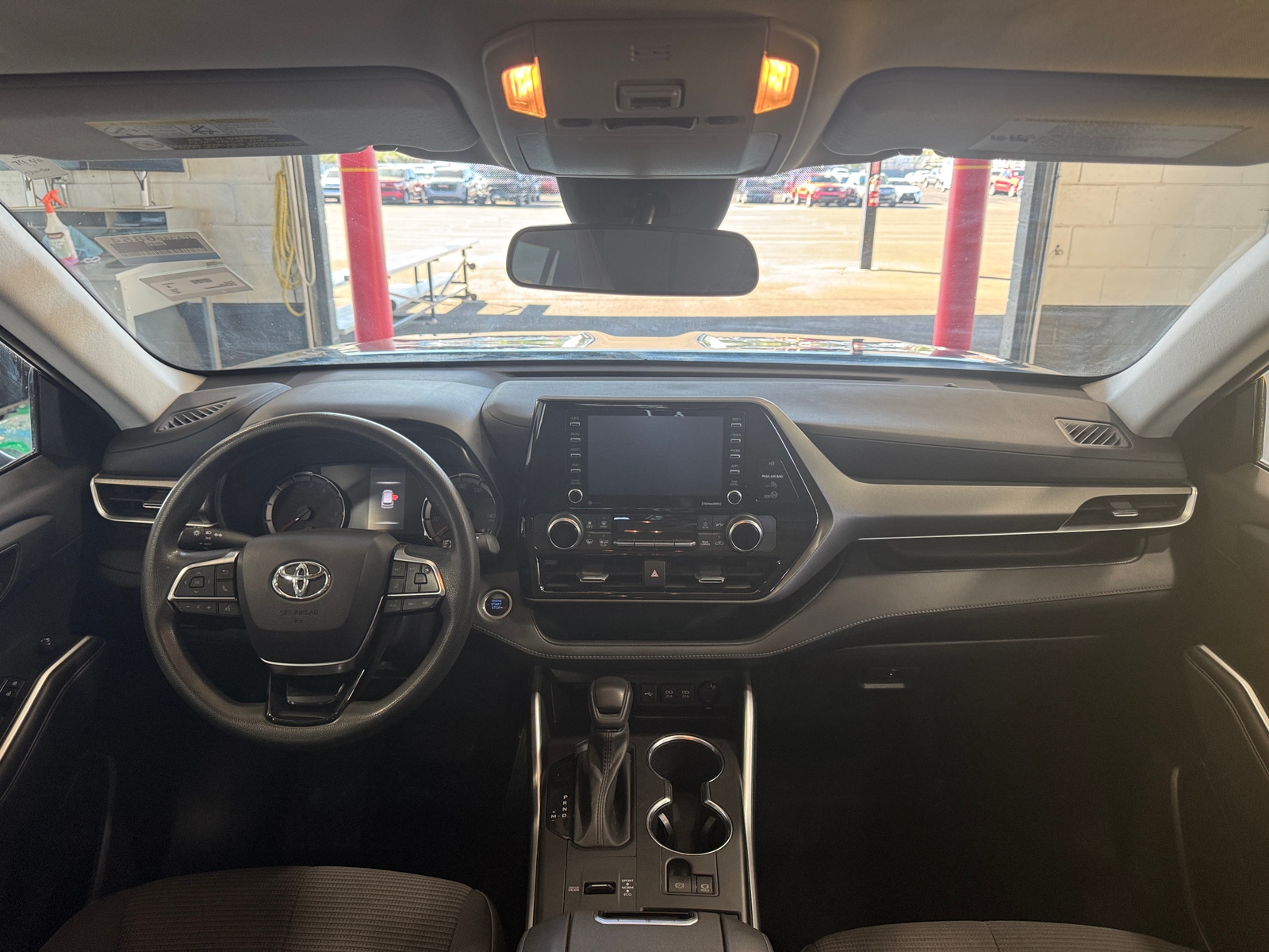 Thumbnail: 2021 Toyota Highlander - 3