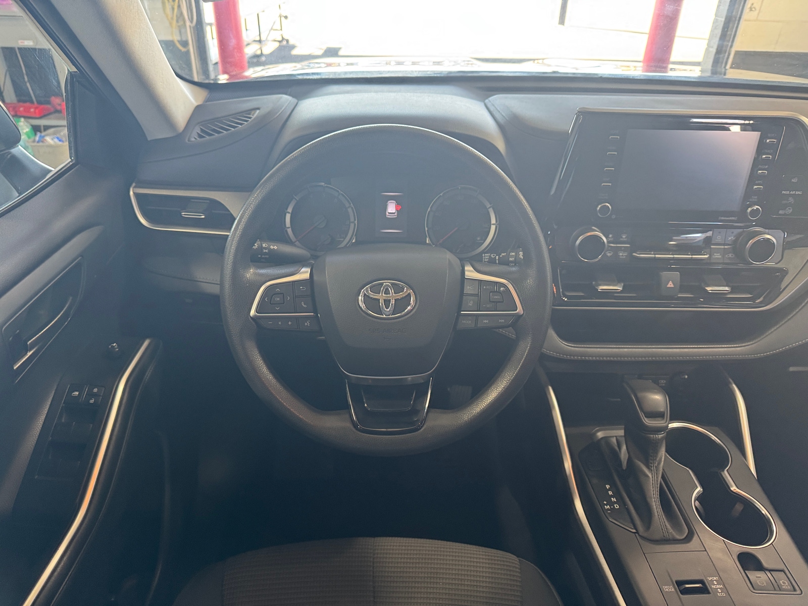Thumbnail: 2021 Toyota Highlander - 5