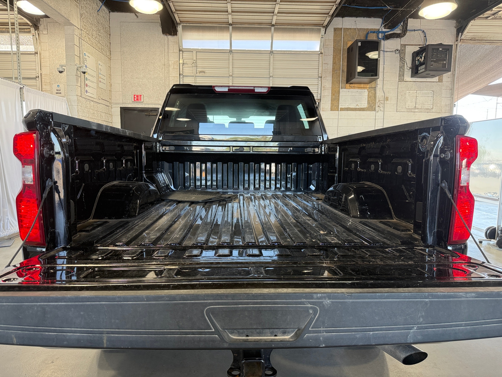 Thumbnail: 2023 Chevrolet Silverado 2500 - 7