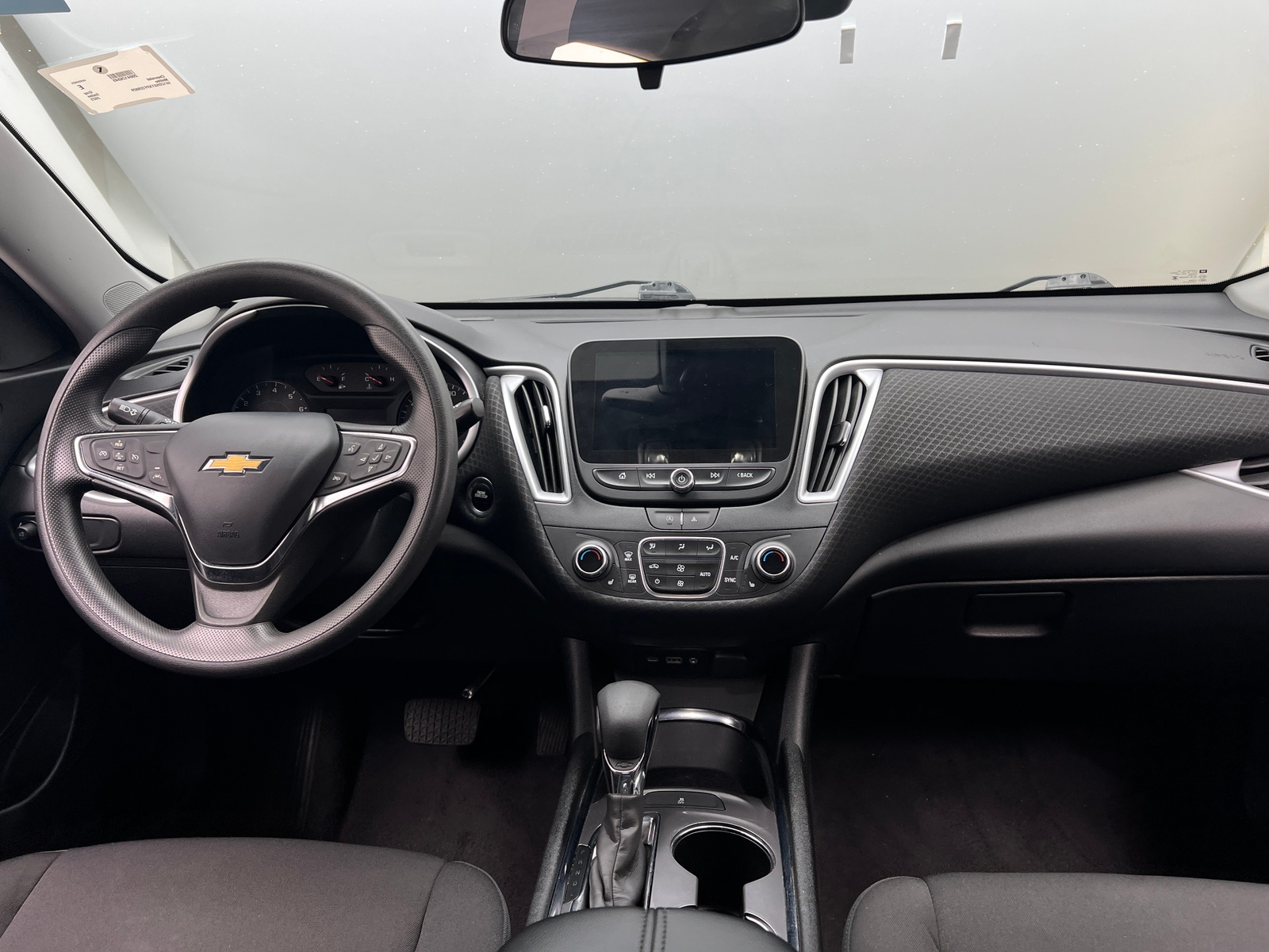 Thumbnail: 2023 Chevrolet Malibu - 3