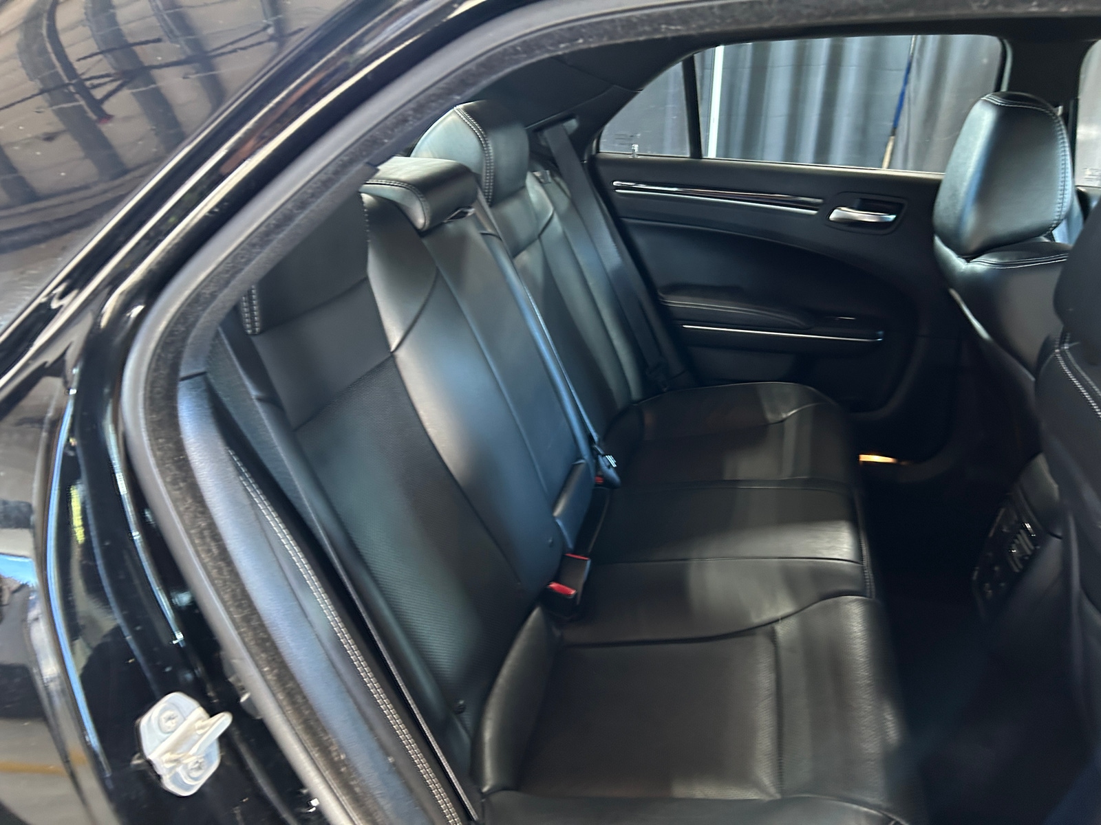 Thumbnail: 2018 Chrysler 300 - 5