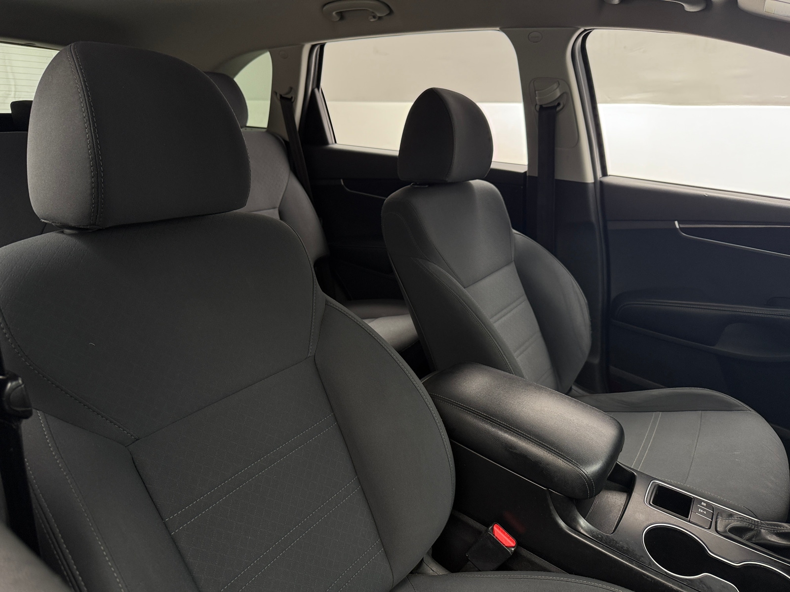 Thumbnail: 2019 Kia Sorento - 2