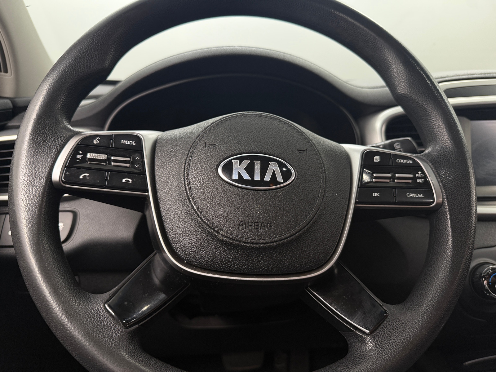 Thumbnail: 2019 Kia Sorento - 5