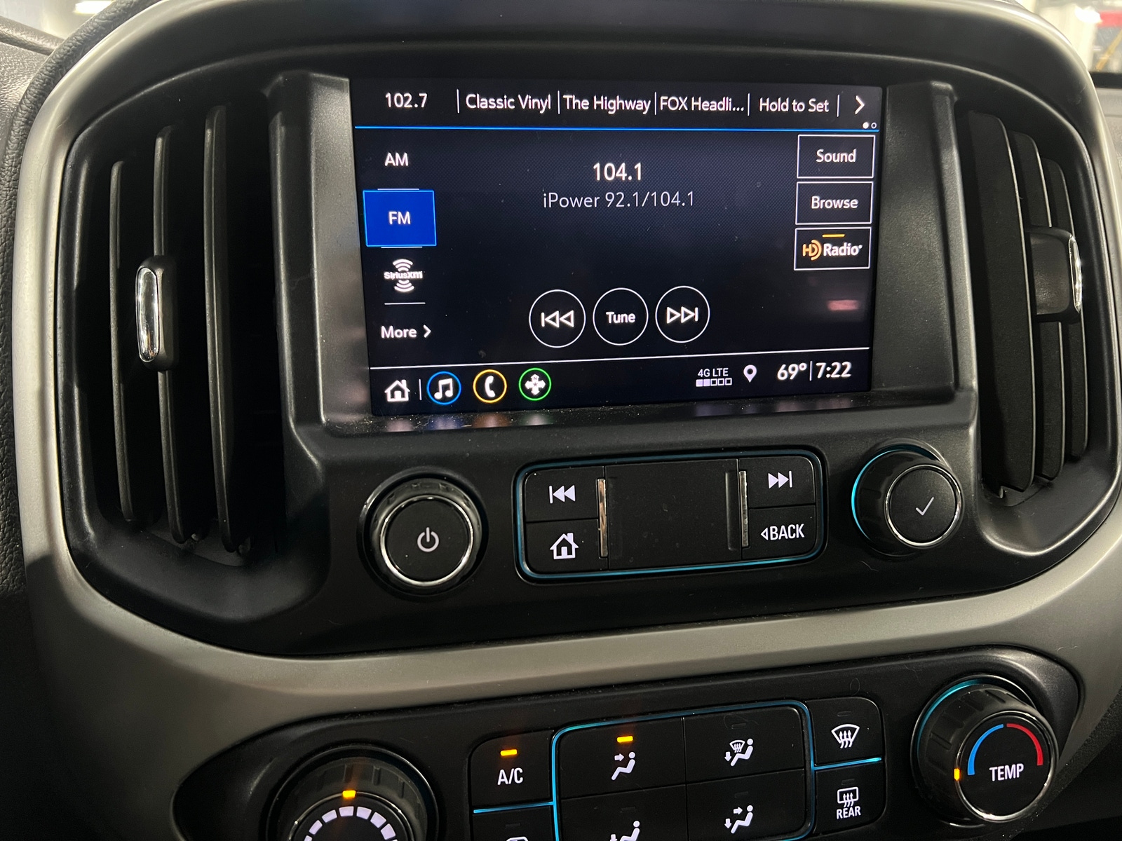 Thumbnail: 2019 Chevrolet Colorado - 4