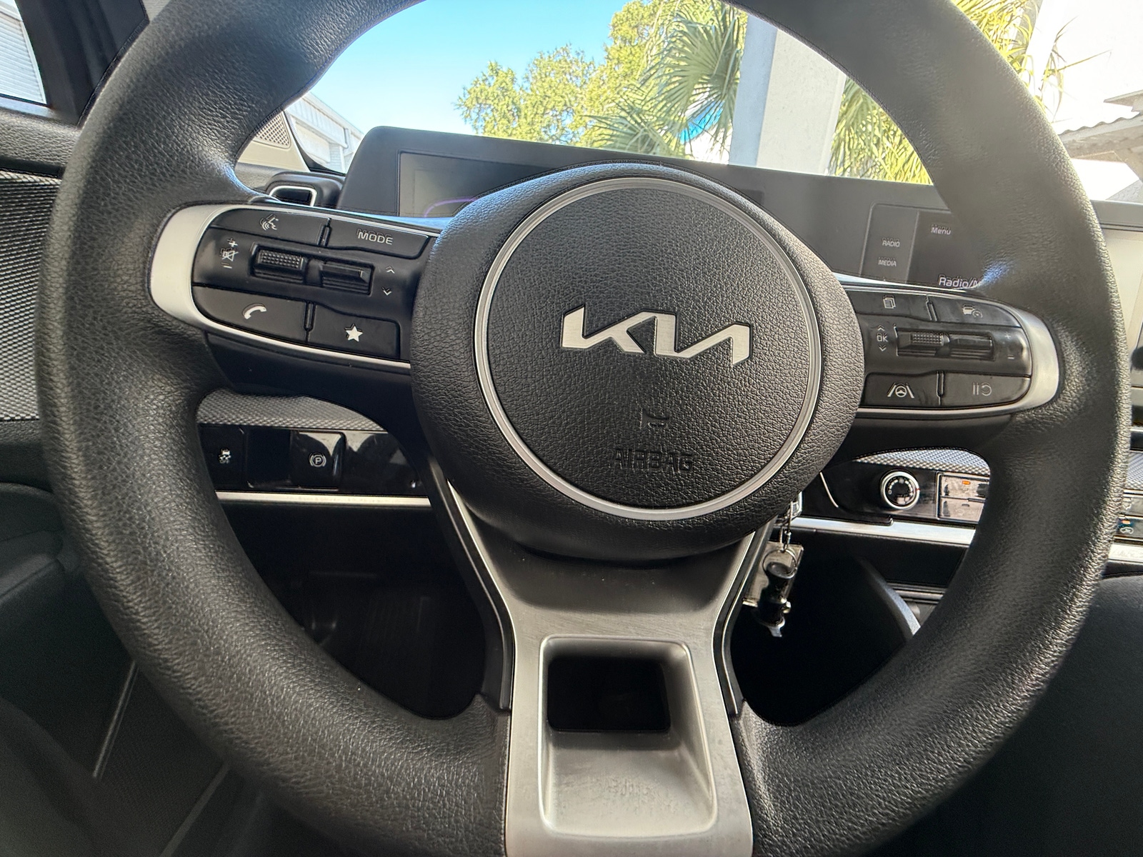 Thumbnail: 2025 Kia Sportage - 5