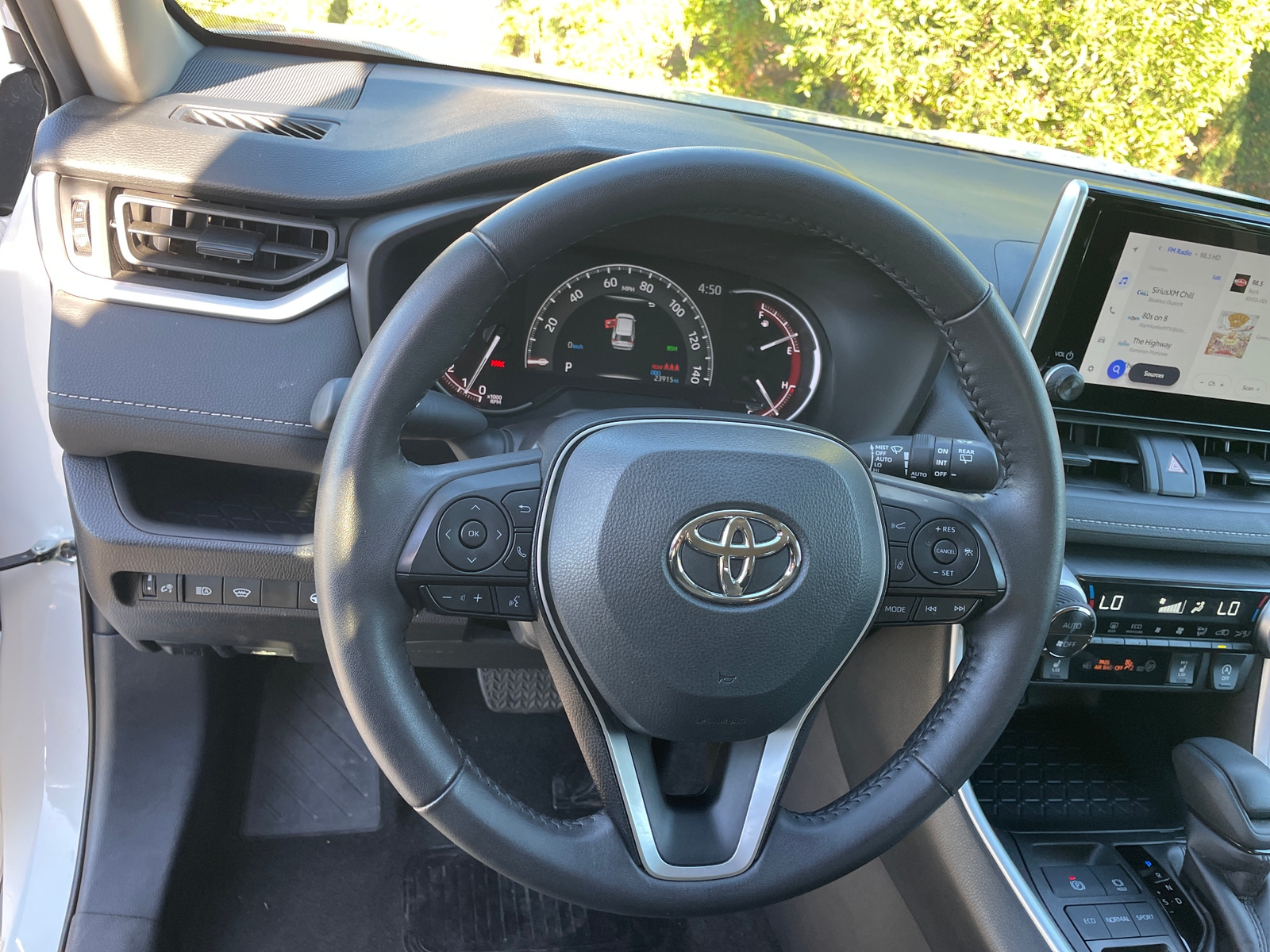 Thumbnail: 2025 Toyota RAV4 - 5