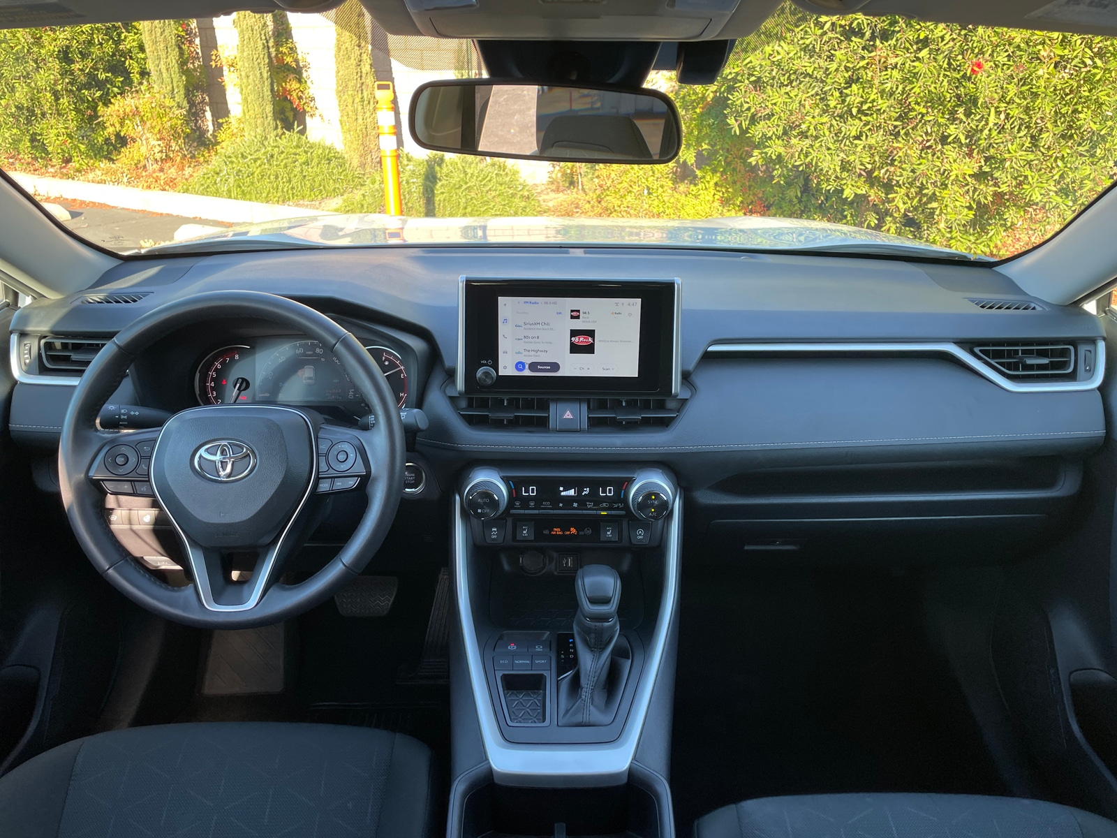 Thumbnail: 2025 Toyota RAV4 - 3