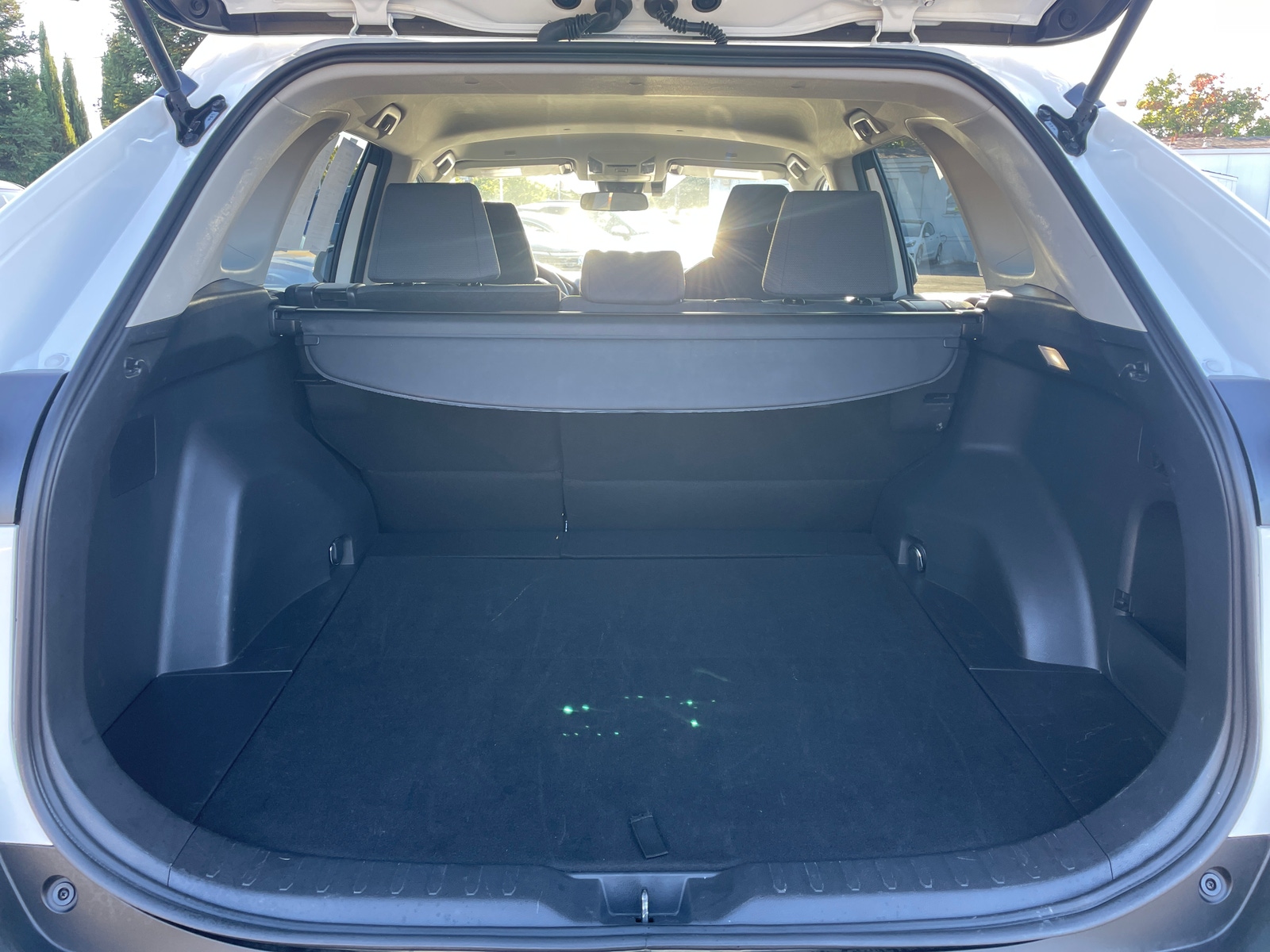 Thumbnail: 2025 Toyota RAV4 - 6