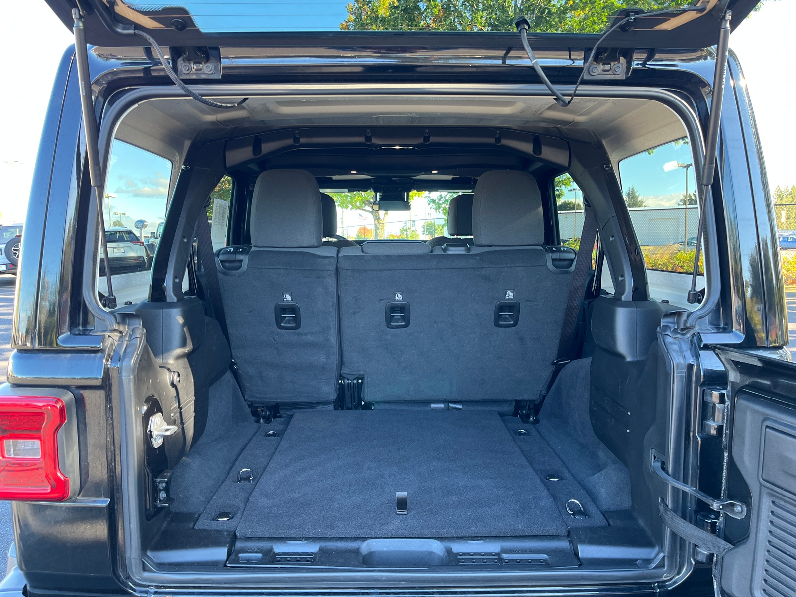 Thumbnail: 2025 Jeep Wrangler - 6