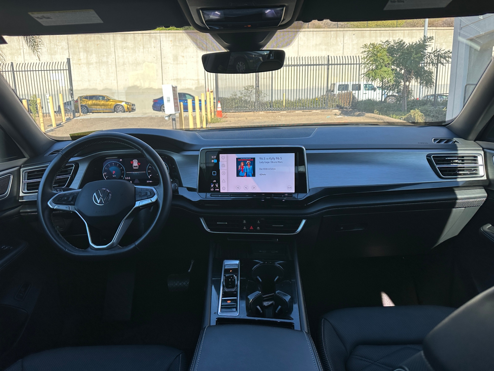 Thumbnail: 2025 Volkswagen Atlas - 3