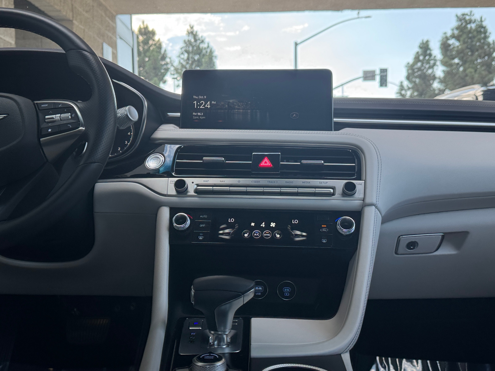 Thumbnail: 2025 Genesis G70 - 4