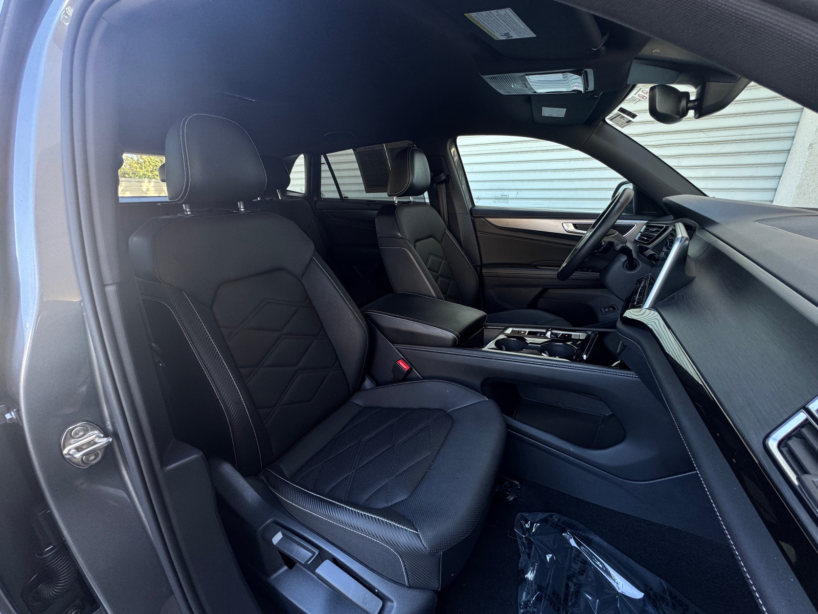 Thumbnail: 2025 Volkswagen Atlas - 2