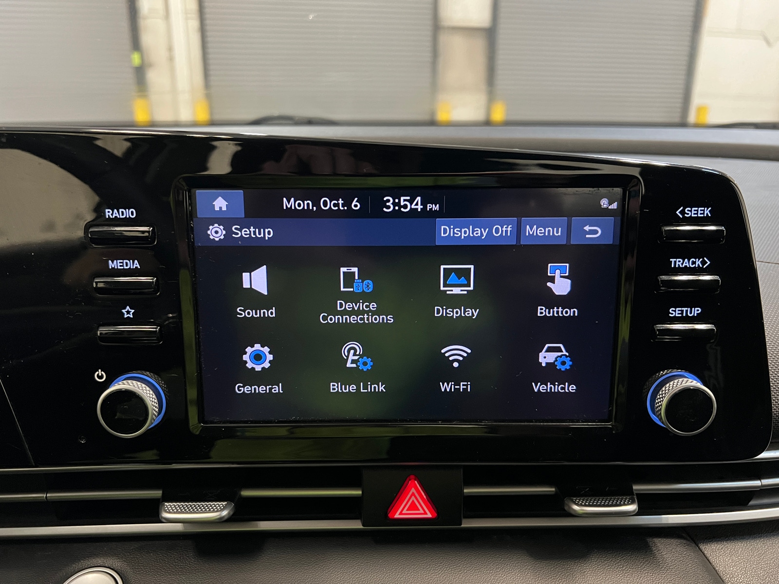 Thumbnail: 2021 Hyundai Elantra - 4