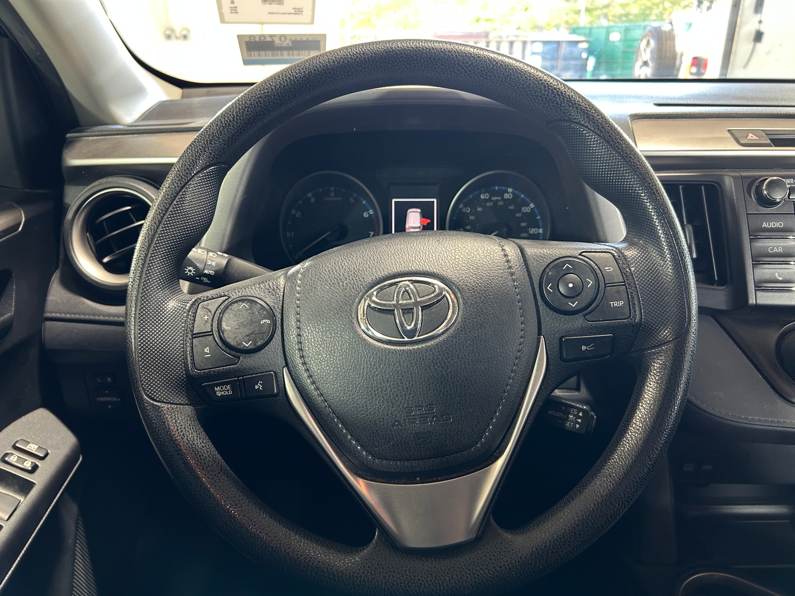 Thumbnail: 2018 Toyota RAV4 - 5