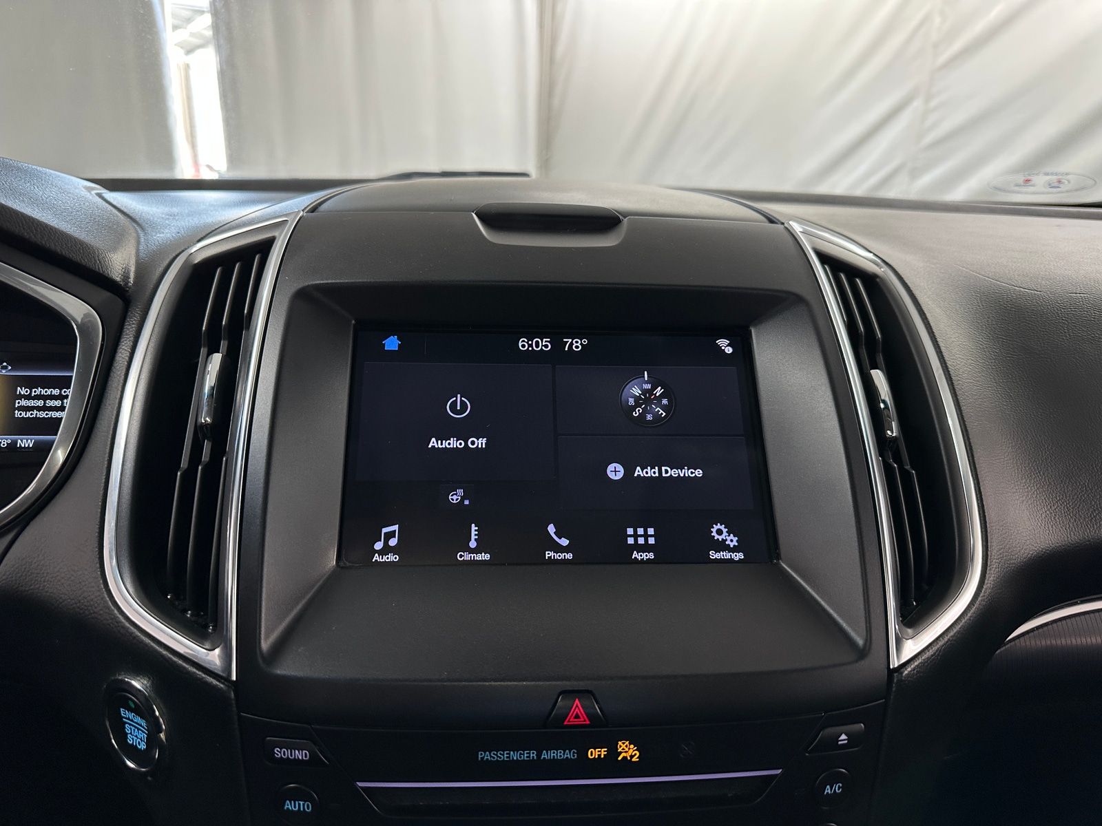 Thumbnail: 2019 Ford Edge - 3