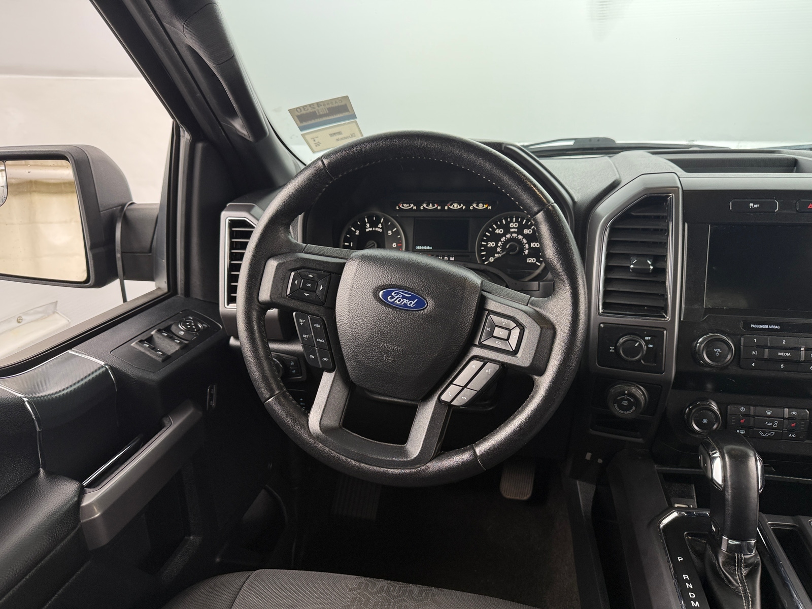 Thumbnail: 2019 Ford Econoline - 5