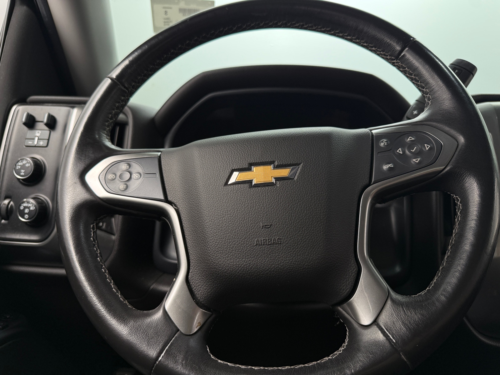 Thumbnail: 2016 Chevrolet Silverado 1500 - 5