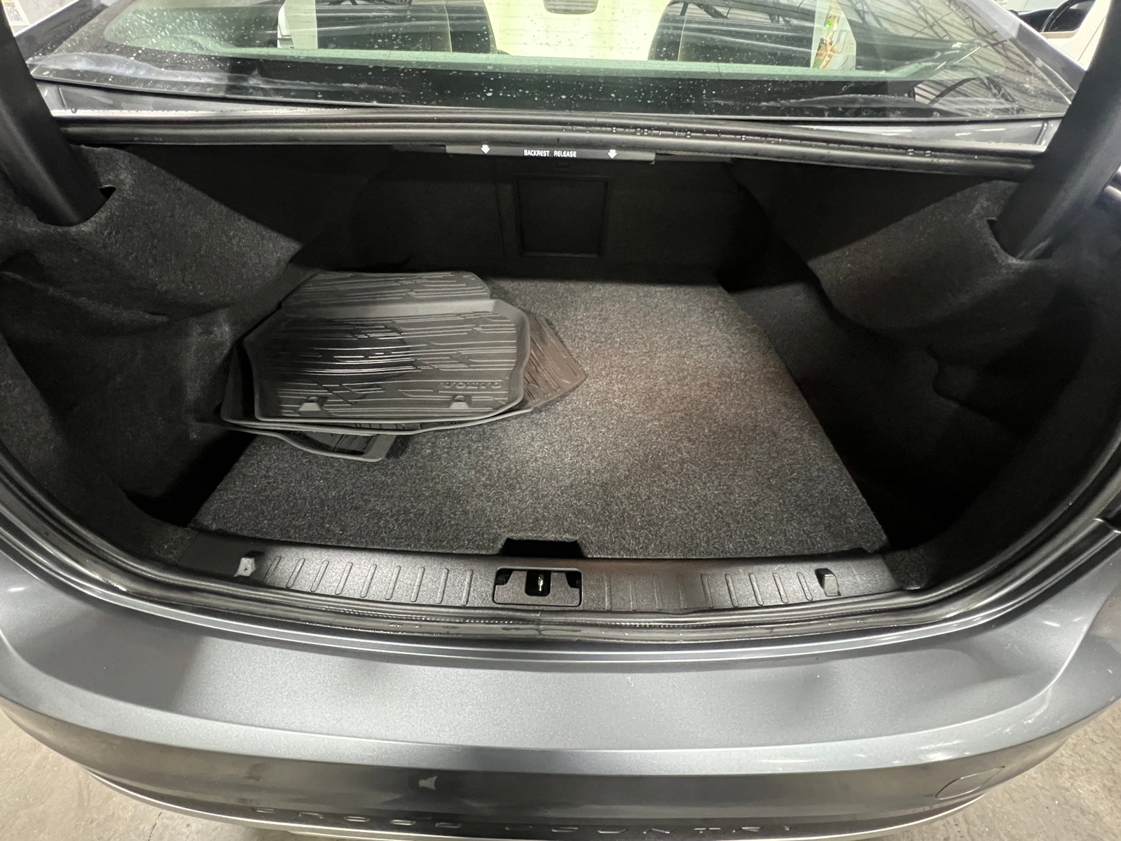 Thumbnail: 2016 Volvo S60 - 6