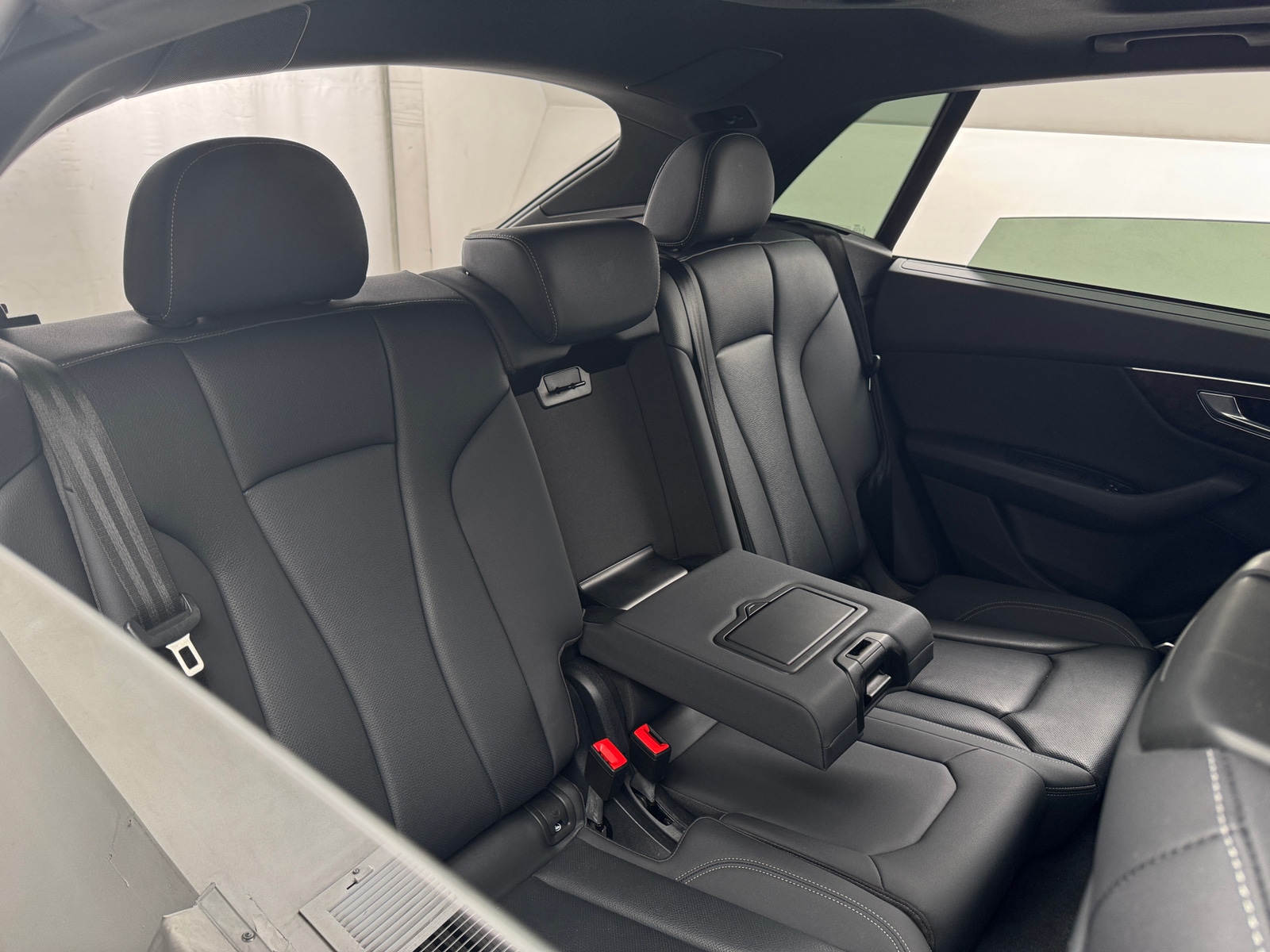 Thumbnail: 2020 Audi Q8 - 5