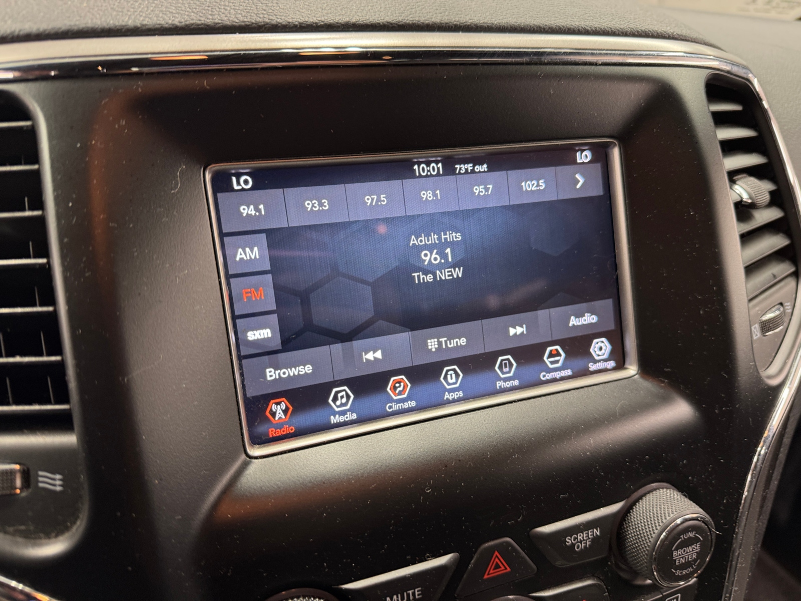 Thumbnail: 2018 Jeep Grand Cherokee - 4