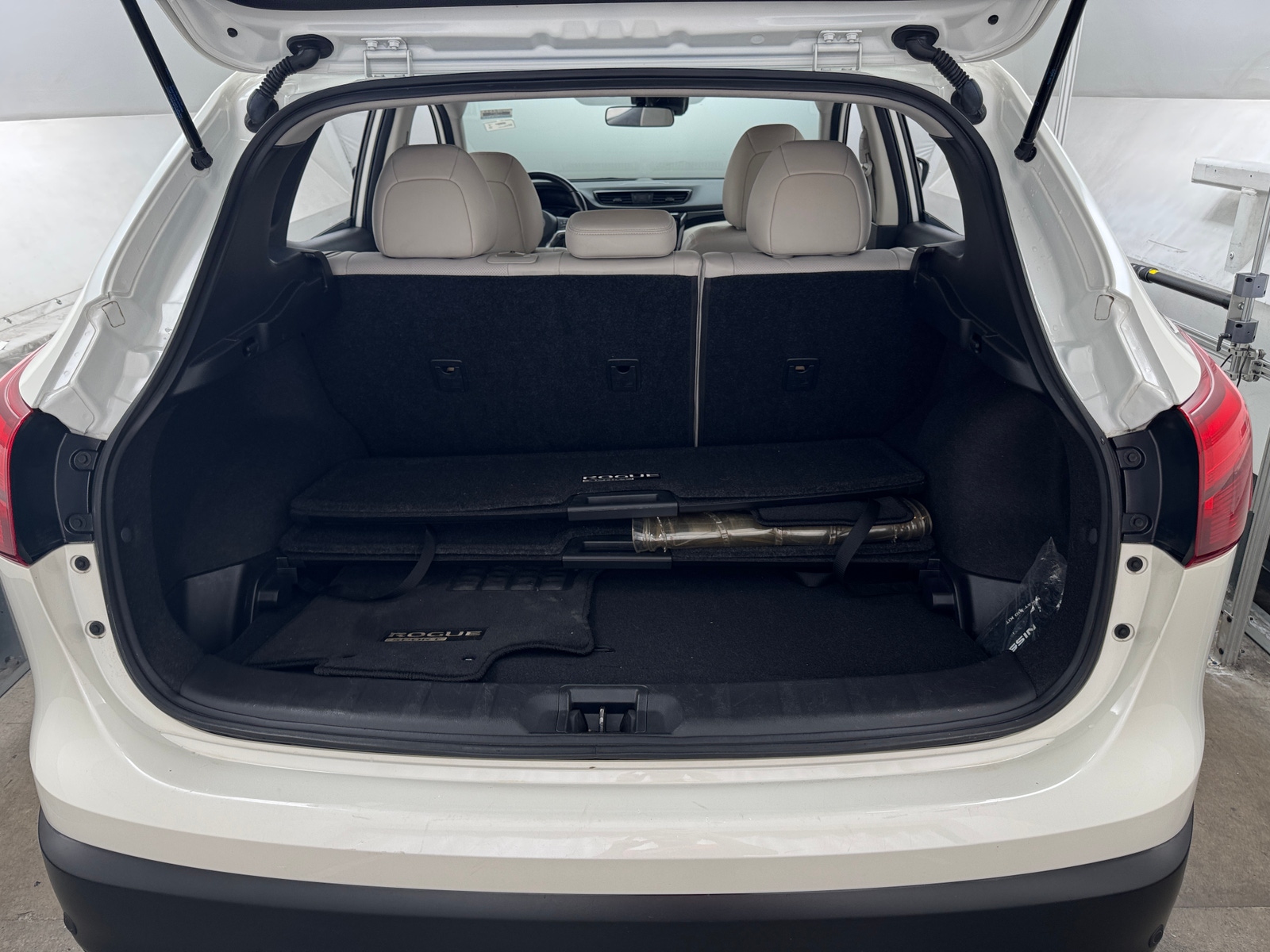 Thumbnail: 2019 Nissan Rogue Sport - 6