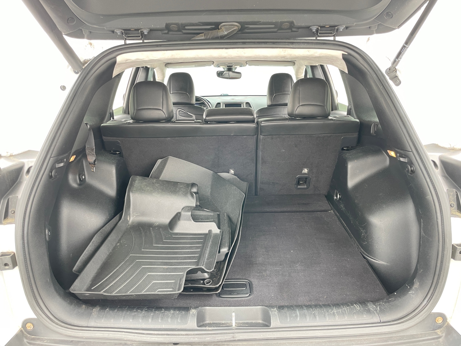 Thumbnail: 2020 Jeep Cherokee - 7