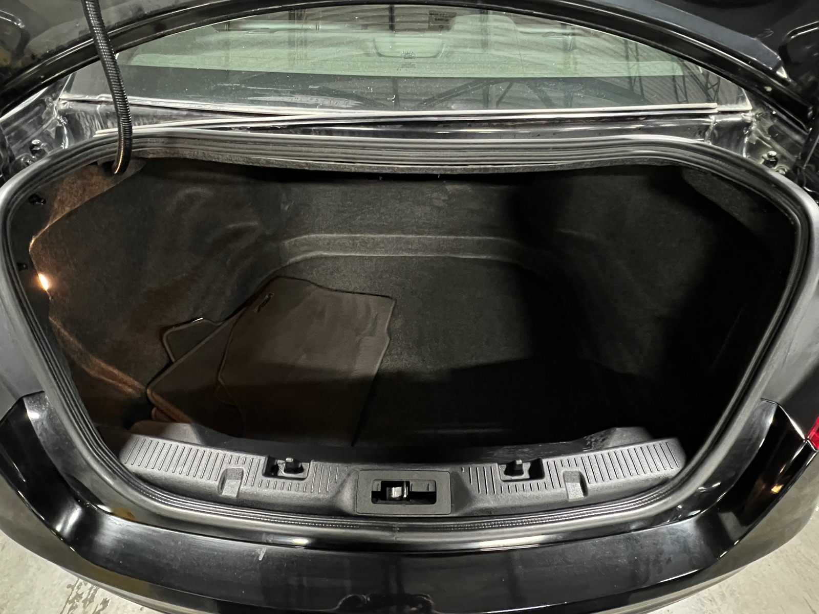 Thumbnail: 2019 Ford Taurus - 6
