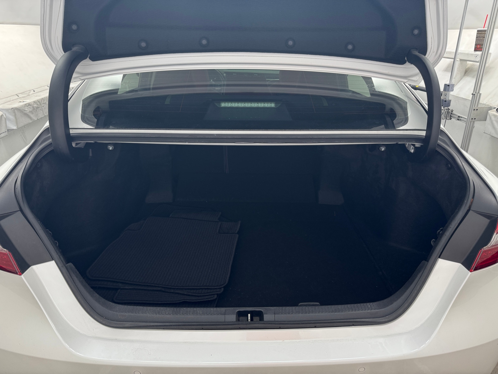 Thumbnail: 2018 Toyota Camry - 6
