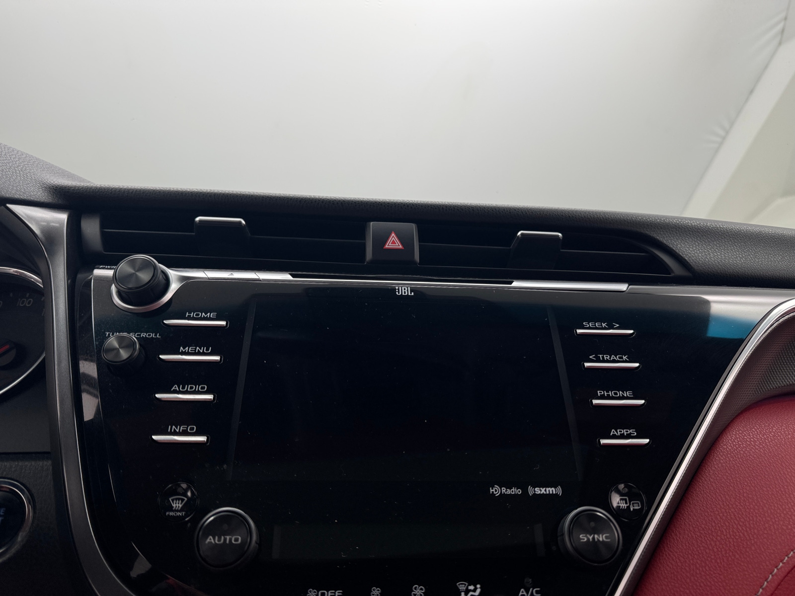 Thumbnail: 2018 Toyota Camry - 3