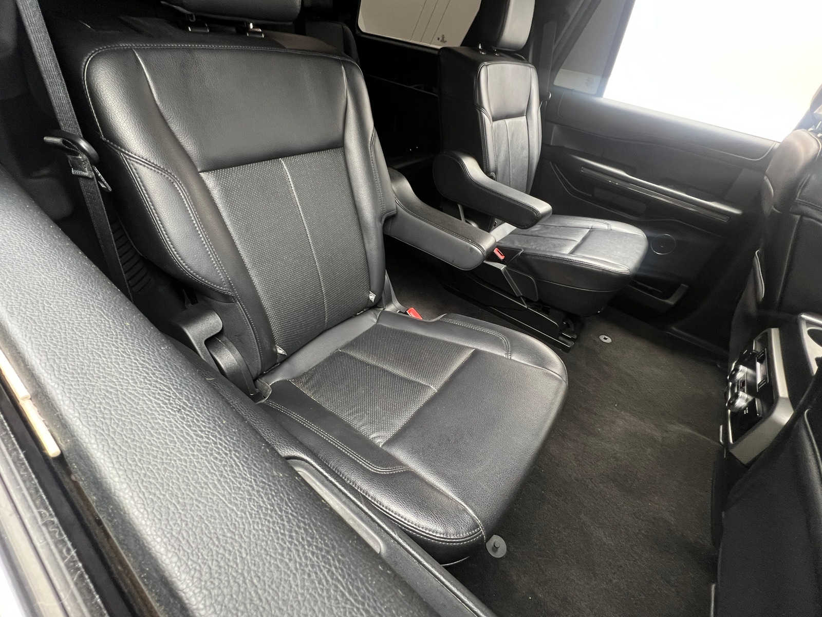 Thumbnail: 2020 Ford Expedition - 6