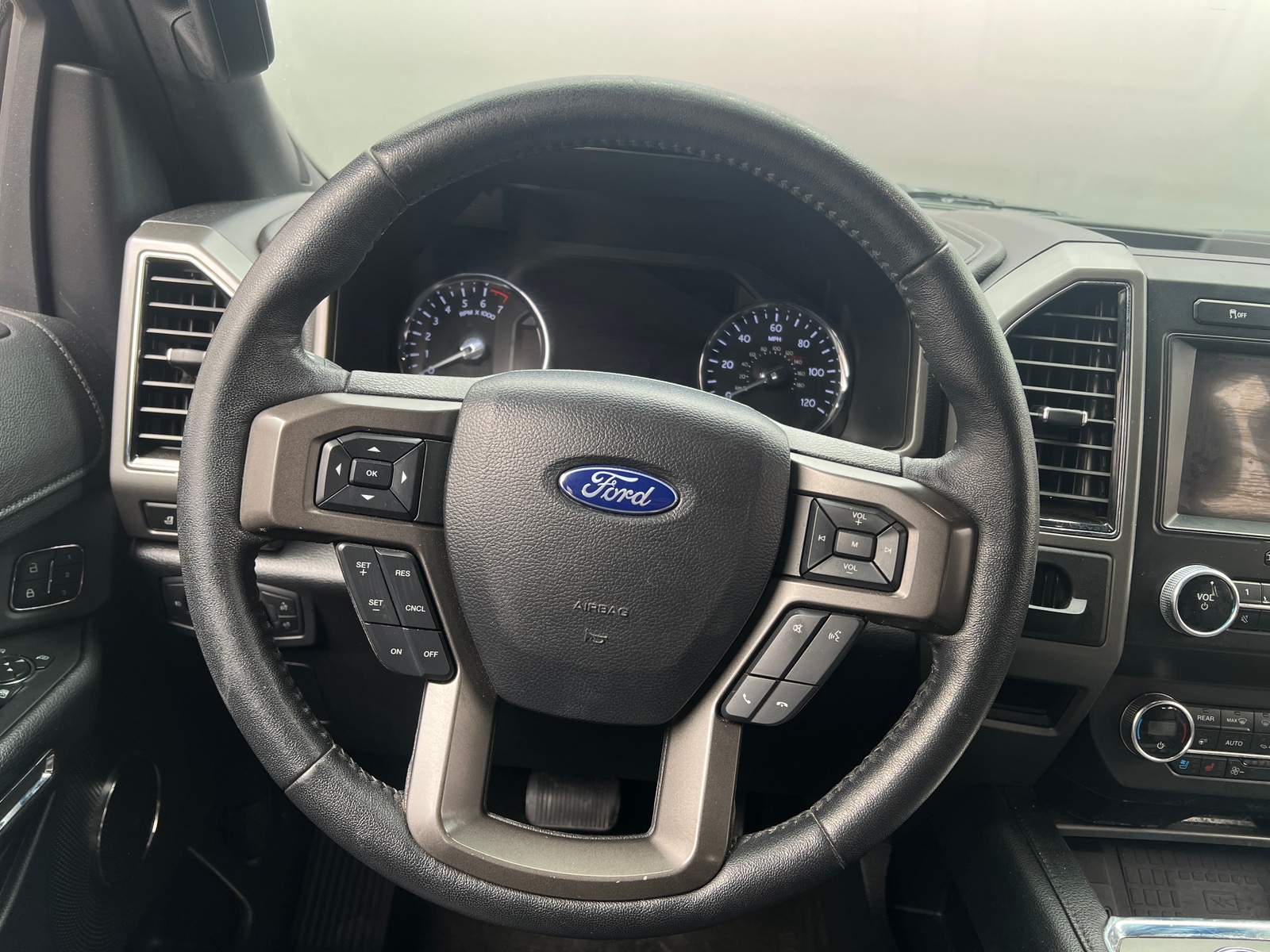 Thumbnail: 2020 Ford Expedition - 5