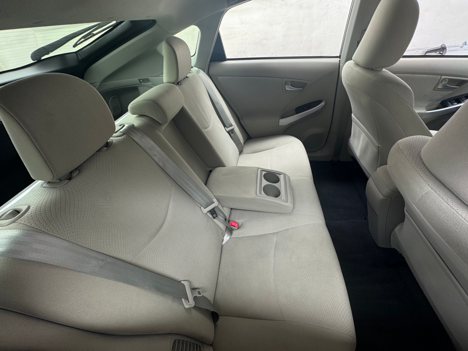 Thumbnail: 2015 Toyota Prius - 6