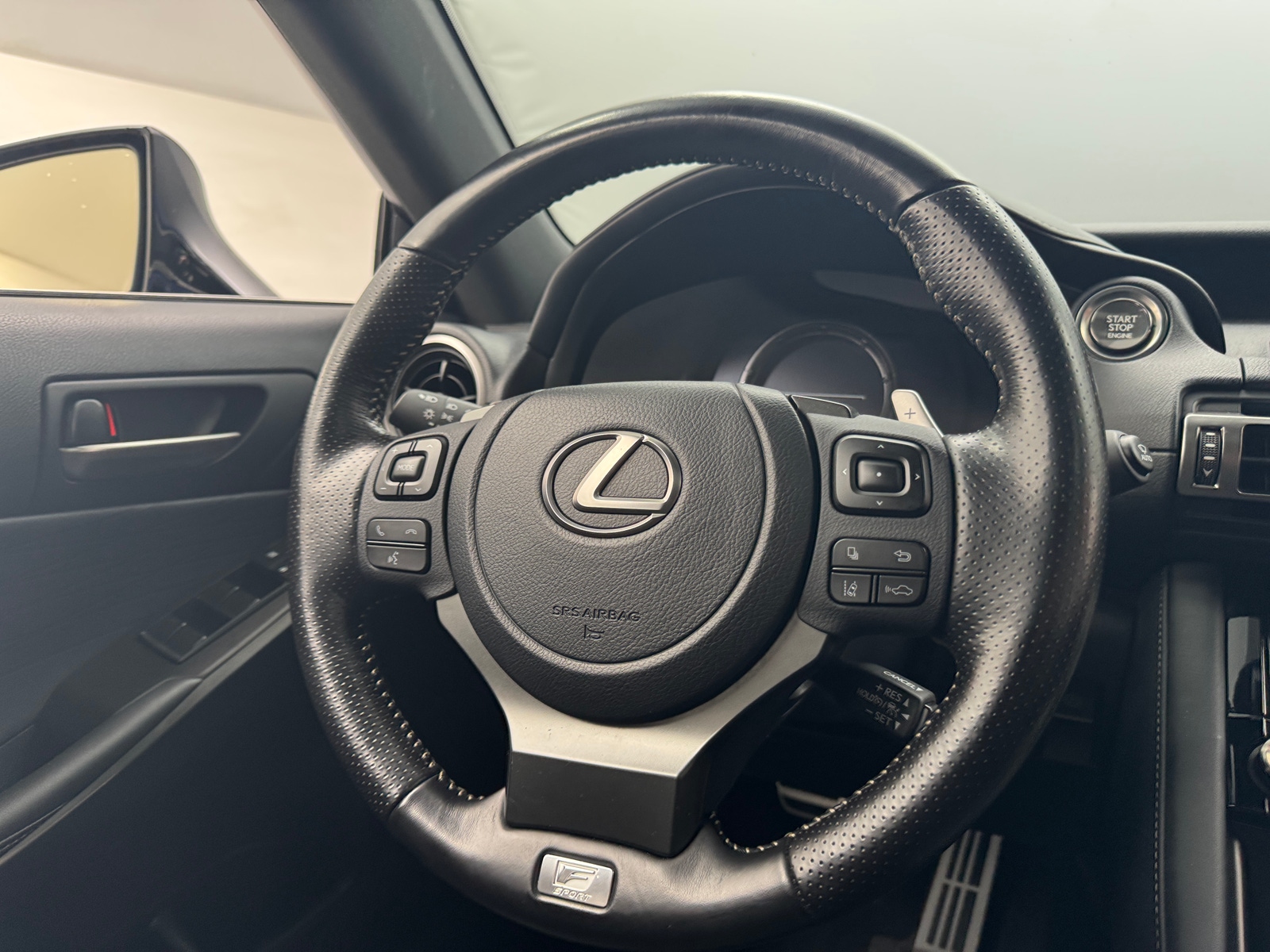 Thumbnail: 2021 Lexus IS - 4
