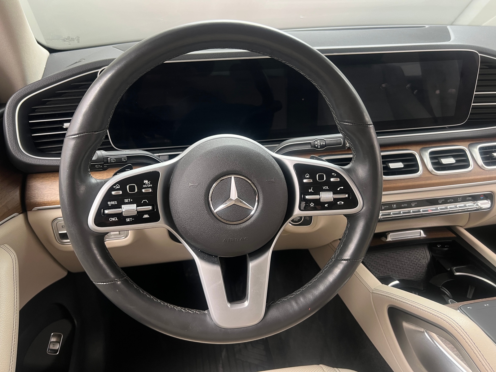 Thumbnail: 2020 Mercedes-Benz GLE - 4